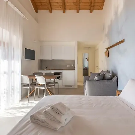 Italianway - Locanda della Meridiana Pula Esterno foto